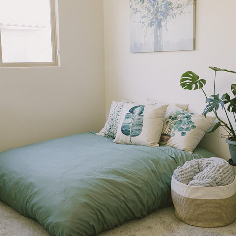 2-in-1 deluxe bean bag chair